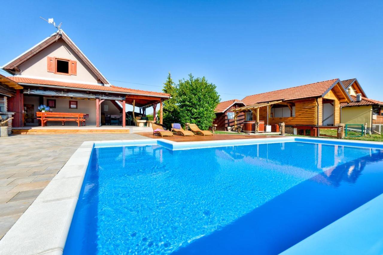 Holiday Home Dika สเวติ มาร์ติน นา มูรี ภายนอก รูปภาพ