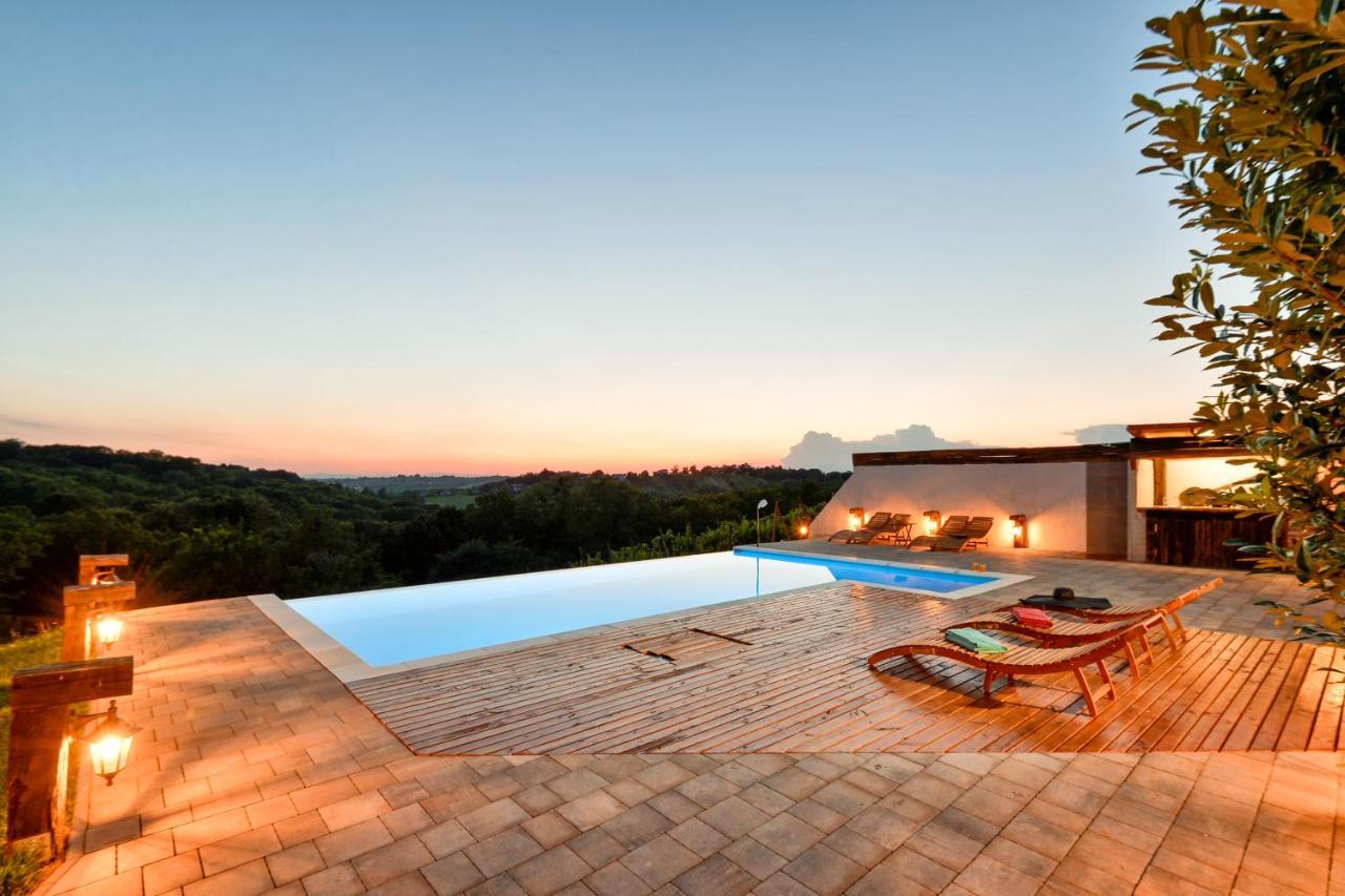 Holiday Home Dika สเวติ มาร์ติน นา มูรี ภายนอก รูปภาพ