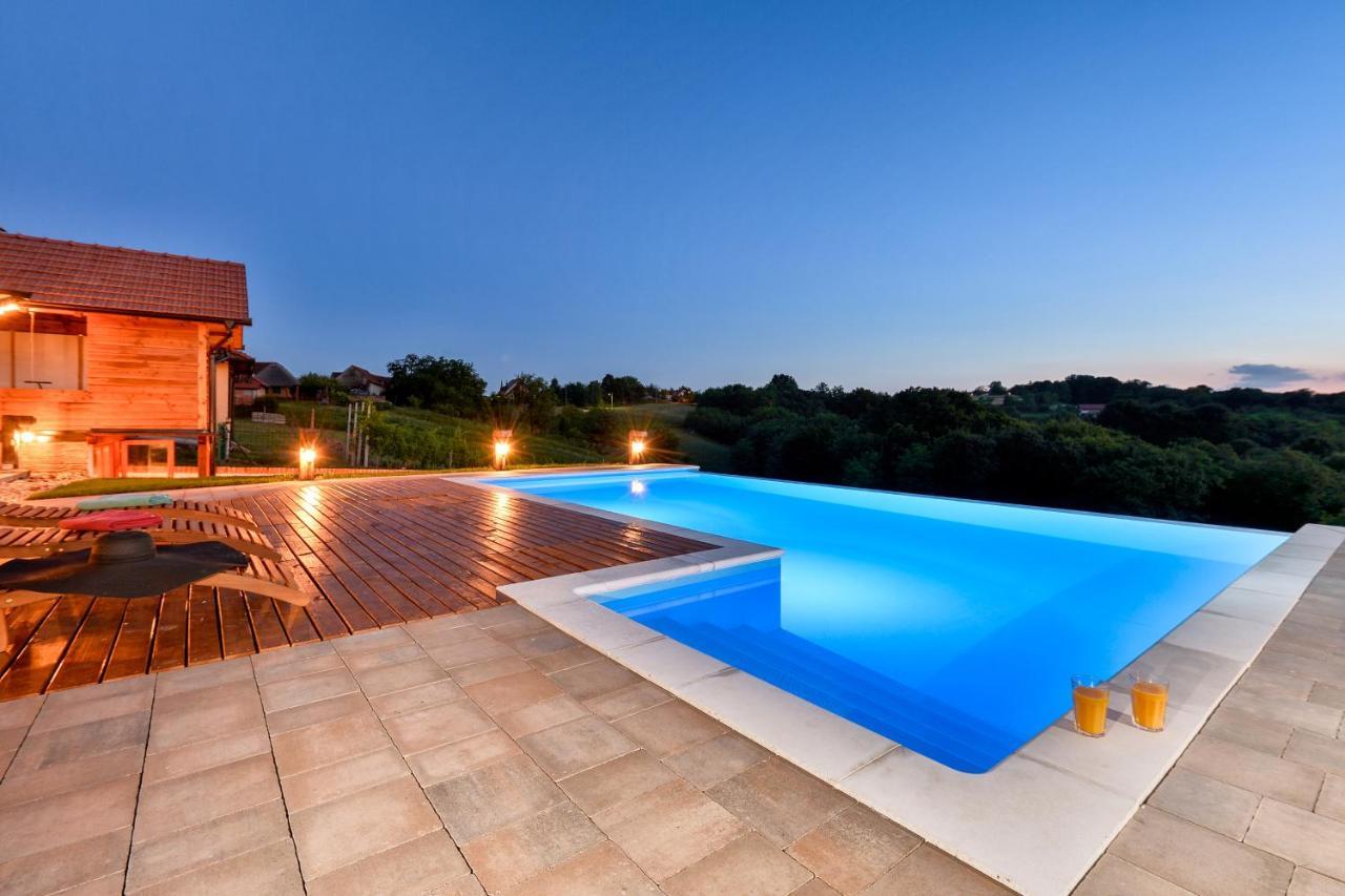 Holiday Home Dika สเวติ มาร์ติน นา มูรี ภายนอก รูปภาพ