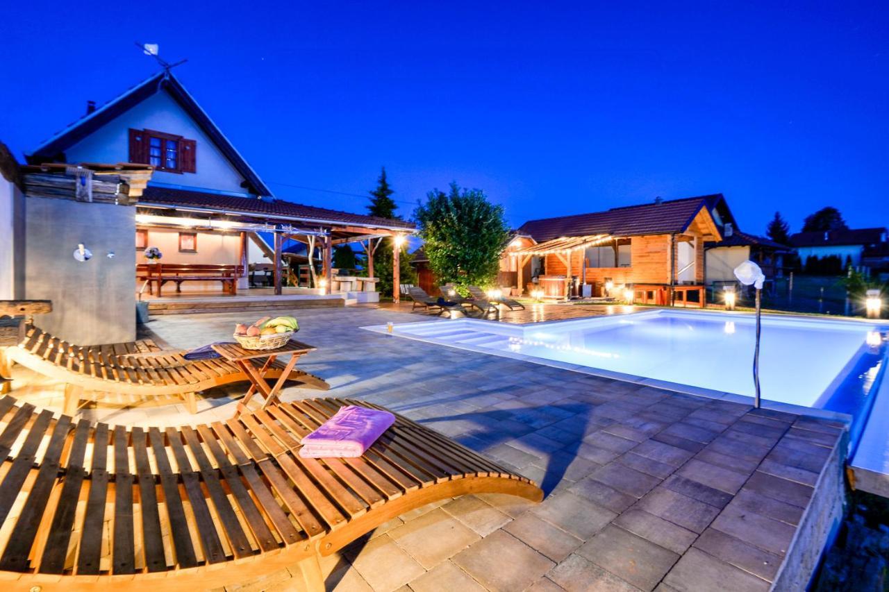 Holiday Home Dika สเวติ มาร์ติน นา มูรี ภายนอก รูปภาพ