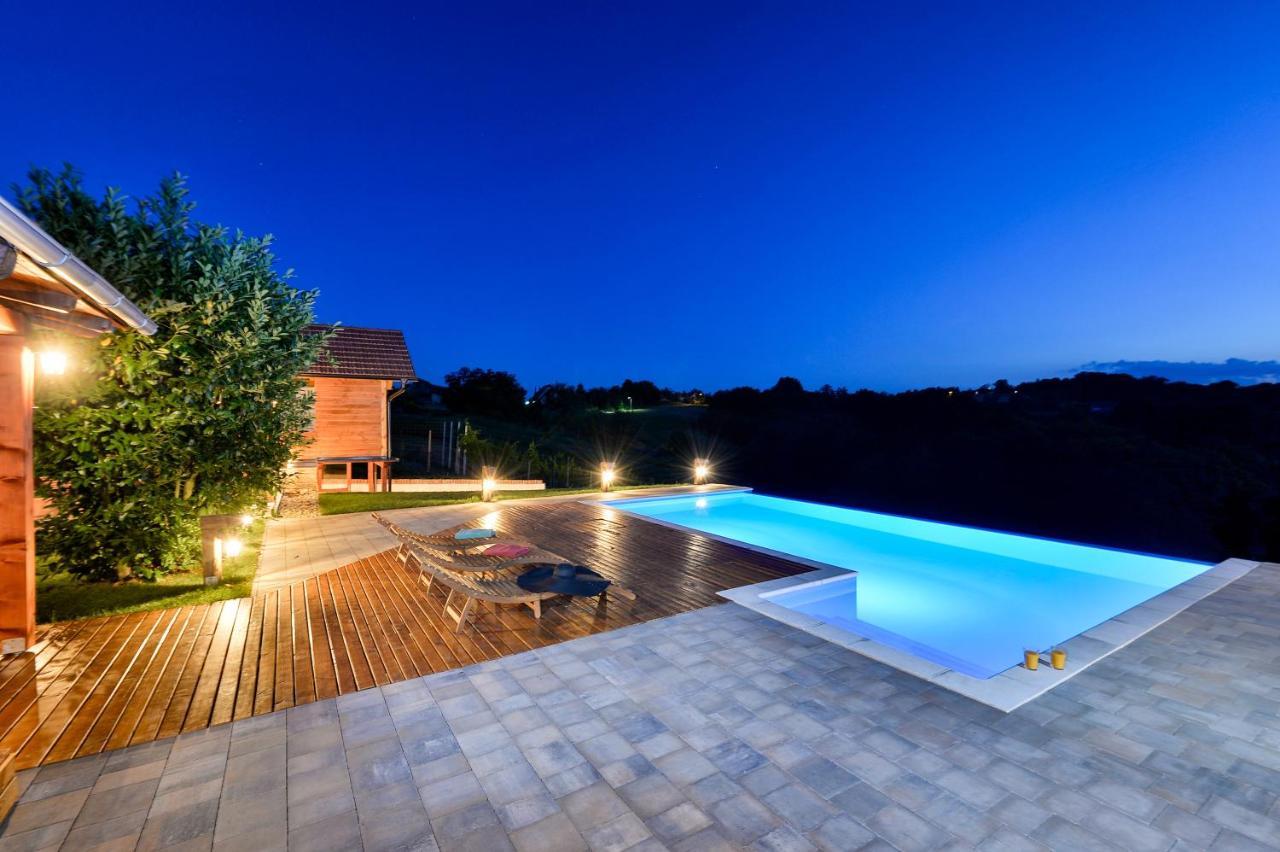 Holiday Home Dika สเวติ มาร์ติน นา มูรี ภายนอก รูปภาพ