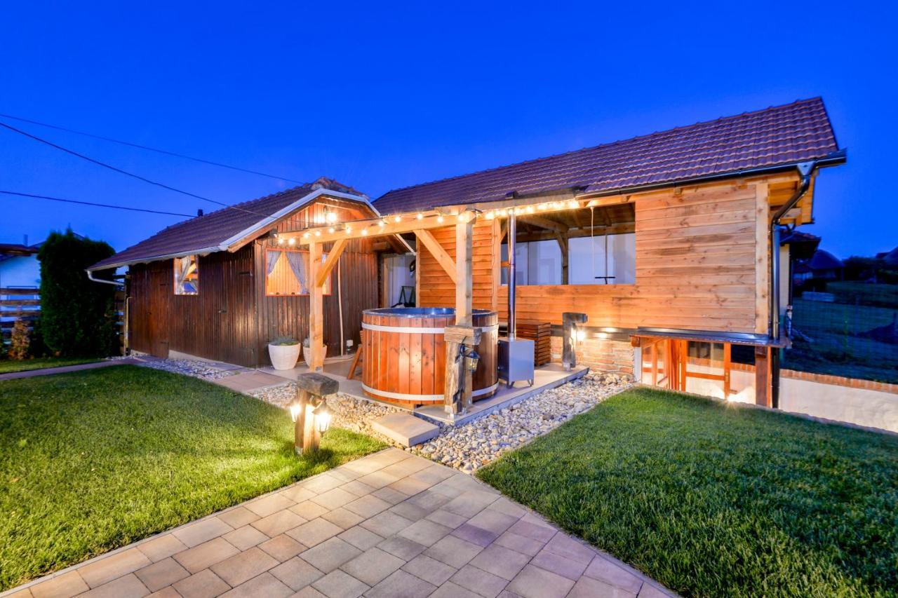 Holiday Home Dika สเวติ มาร์ติน นา มูรี ภายนอก รูปภาพ