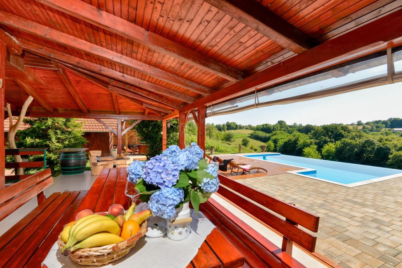 Holiday Home Dika สเวติ มาร์ติน นา มูรี ภายนอก รูปภาพ