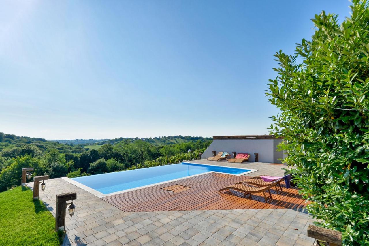 Holiday Home Dika สเวติ มาร์ติน นา มูรี ภายนอก รูปภาพ