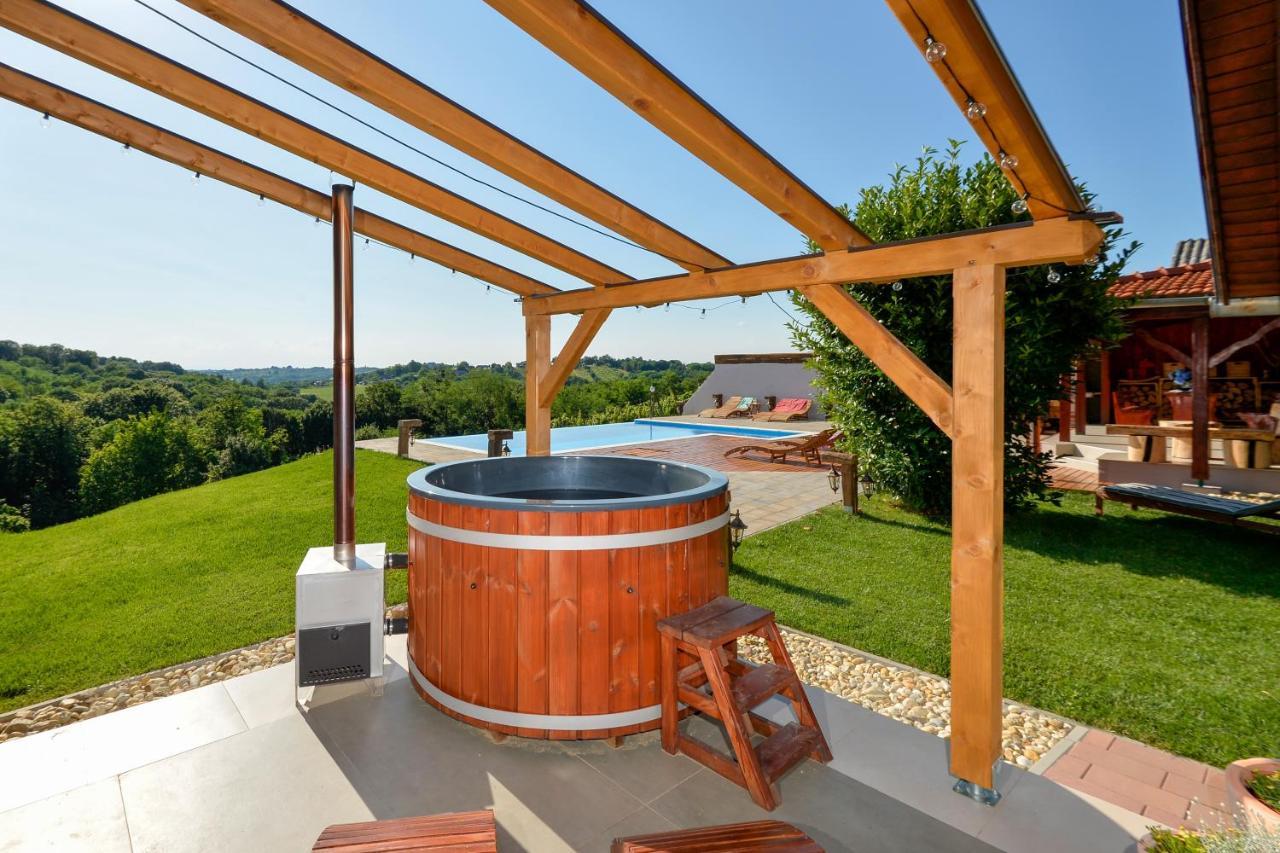 Holiday Home Dika สเวติ มาร์ติน นา มูรี ภายนอก รูปภาพ